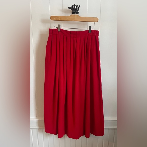 RARE The Eagle’s Eye Vintage Red Corduroy A-Line Skirt. 30” Waist - Picture 4 of 7